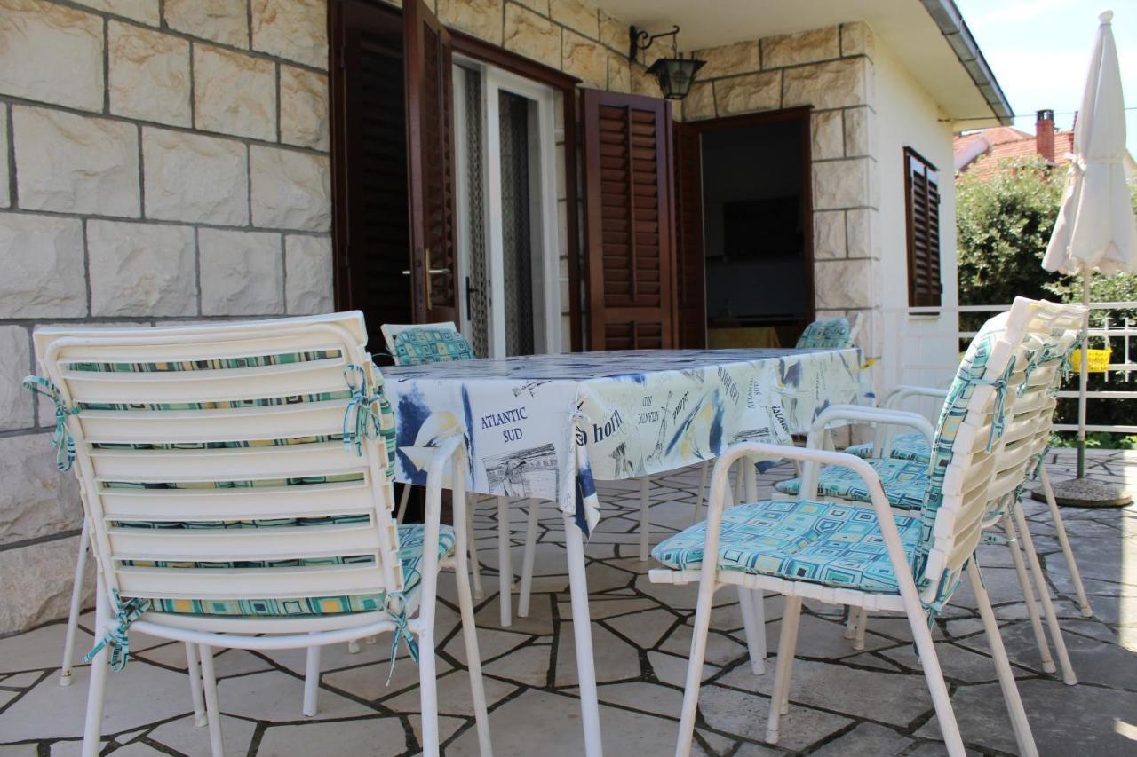 Apartment Antica Supetar Exterior photo